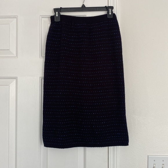 Vintage Ellen D Kollection pencil sweater skirt with sparkle blue thread design. - Picture 1 of 7